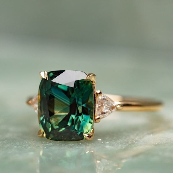 Ring geïnspireerd met groene edelsteen | Goud