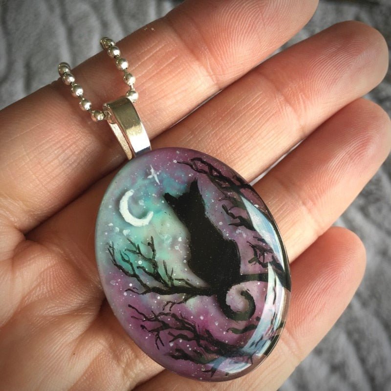 Ketting met katmotief en decoratief ontwerp