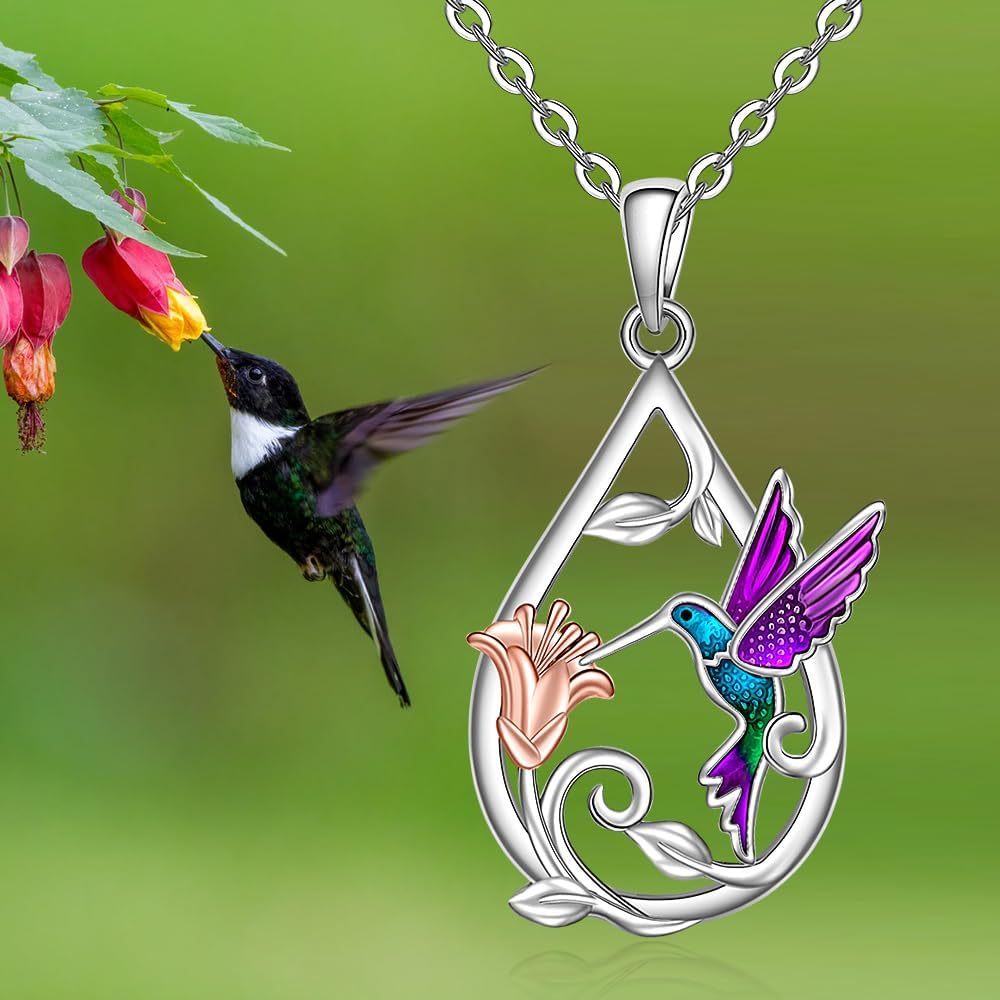 Ketting en oorbellen met decoratief kolibriemotief
