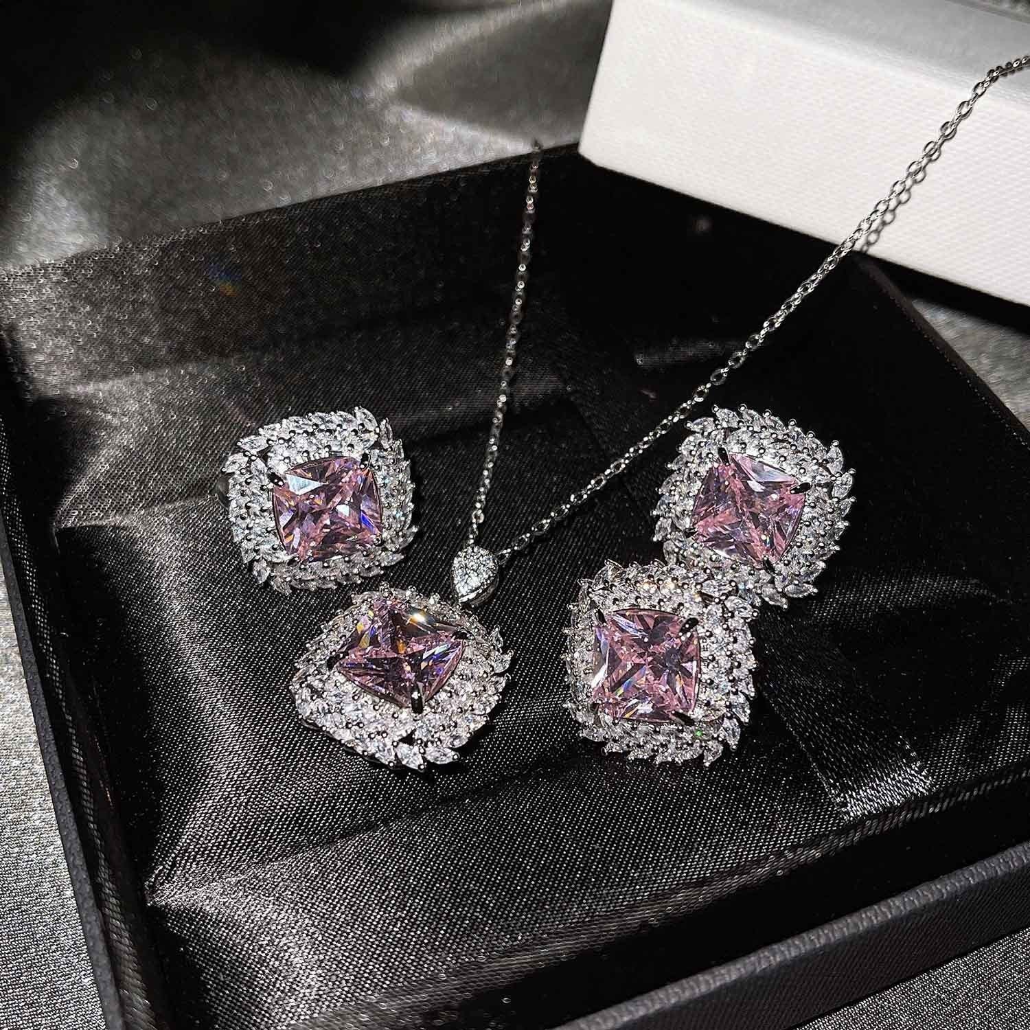 Caelith Verdane Roze Set | Witgoud