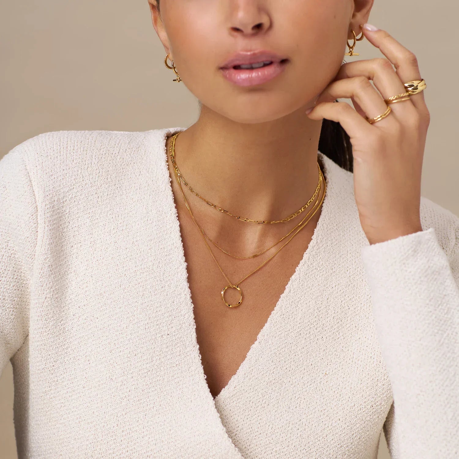 Open Cirkel Drielagen Ketting | Goud