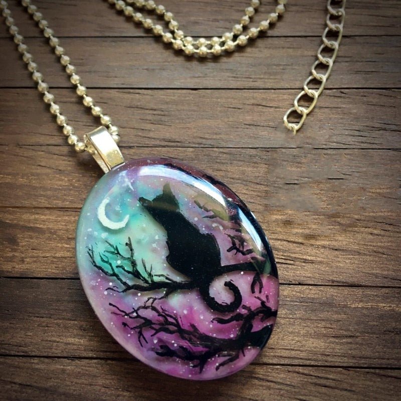 Ketting met katmotief en decoratief ontwerp